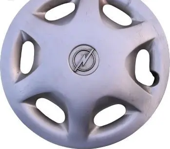 Opel Omega B1 Original wheel cap 