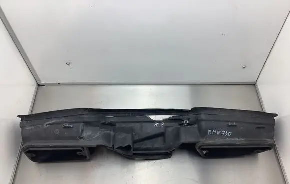 BMW 7 E38 Air micro filter air duct channel part 64318390380