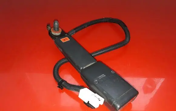 KIA Carens II Front seatbelt buckle 07041213
