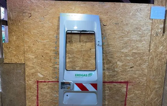 Iveco Daily 5th gen Back/rear loading door R1289-D