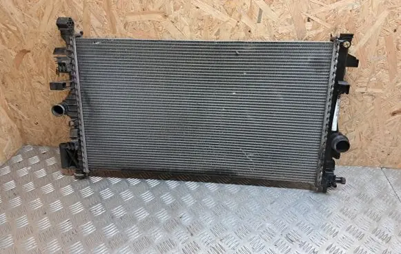 Opel Insignia A Coolant radiator T1HH7C1 4003448S 609006