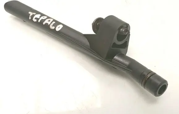 Volvo V40 Oil fill pipe 9685411480