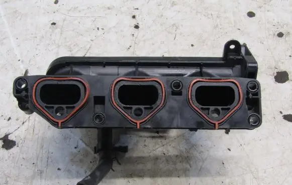 Nissan Micra K14 Intake manifold 140030105R