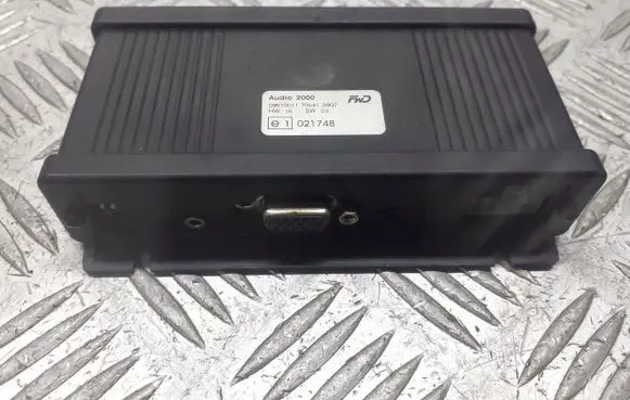Opel Zafira B Sound amplifier 09610011