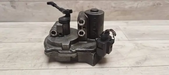 Audi A6 S6 C6 4F Intake manifold valve actuator/motor 059129086