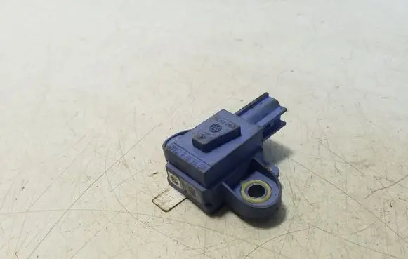 Volkswagen Golf V Airbag deployment crash/impact sensor 1K0955557B