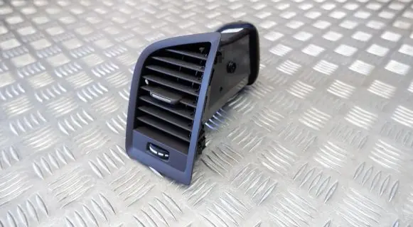 Volvo XC60 Dashboard side air vent grill/cover trim 1009820