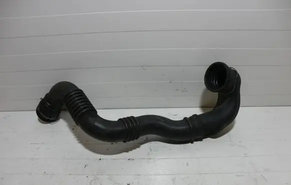 Opel Astra J Intercooler hose/pipe 13265281 31561691