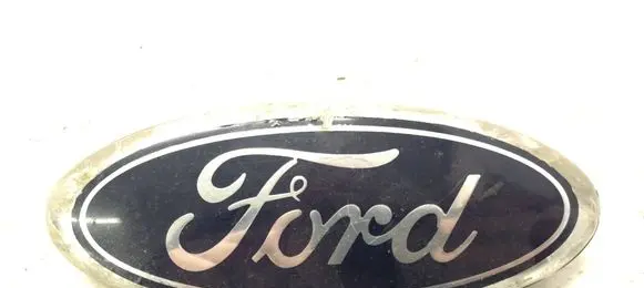 Ford Transit Manufacturers badge/model letters 2N11N425A52AA