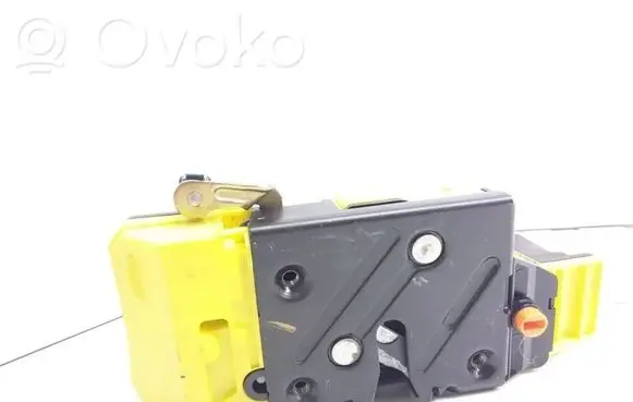 Volvo V70 Rear door lock 30663050