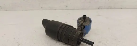 Volkswagen Polo IV 9N3 Windscreen/windshield washer pump 021168 2800A28