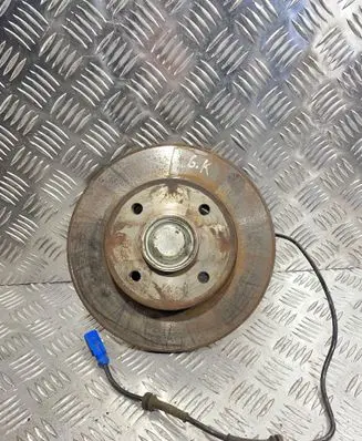 Citroen DS3 Rear wheel hub