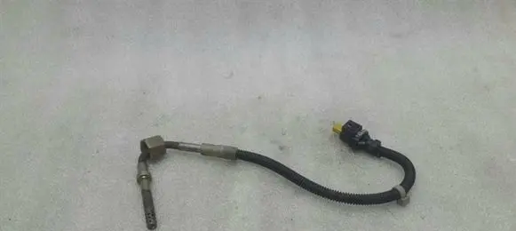 Mercedes-Benz ML W166 Exhaust gas temperature sensor A0019052200
