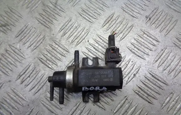 Volkswagen Bora Vacuum valve 1H0906627