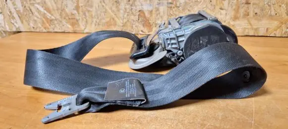 Renault Laguna III Front seatbelt 868840031r