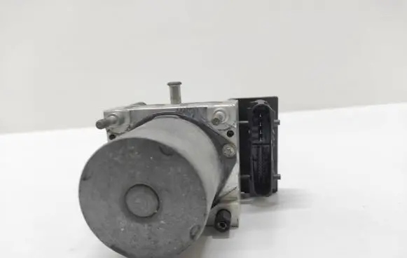 KIA Carnival ABS Pump 0265231587 589204D000 0265800445