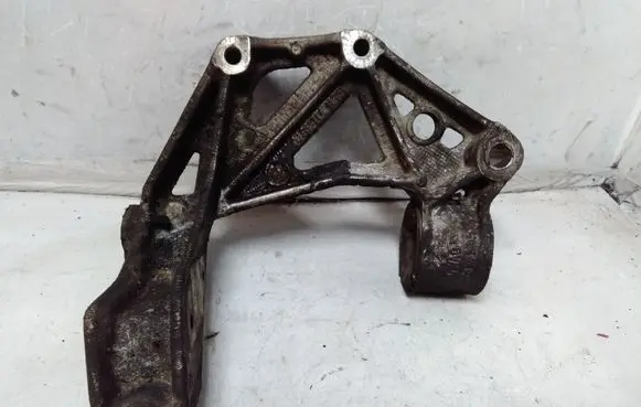 Skoda Roomster (5J) Gearbox mounting bracket 6Q0199293D