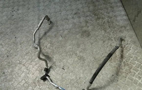 Volkswagen Polo VI Air conditioning (A/C) pipe/hose