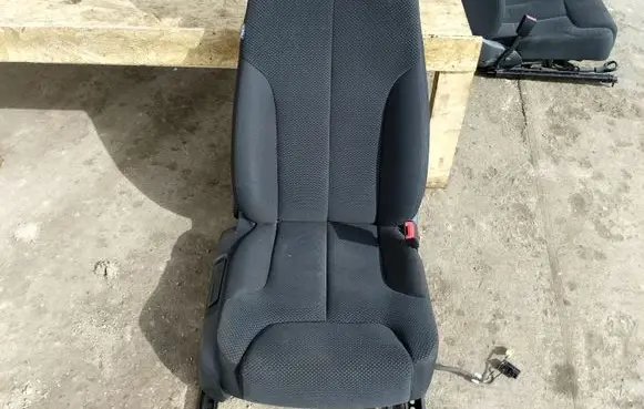 Front passenger seat
