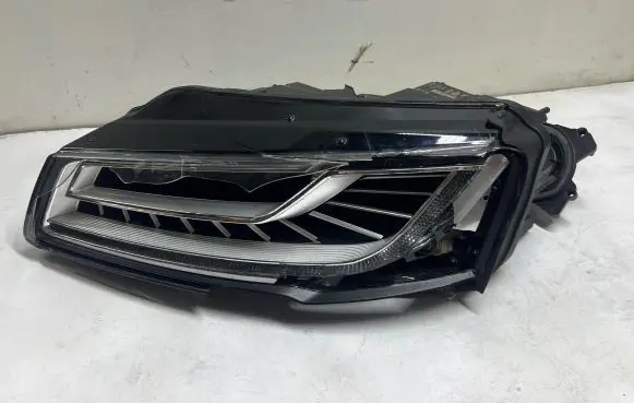 Audi A8 S8 D4 4H Headlight/headlamp 4H0941035 1EX01149601