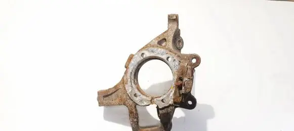 Rear wheel hub