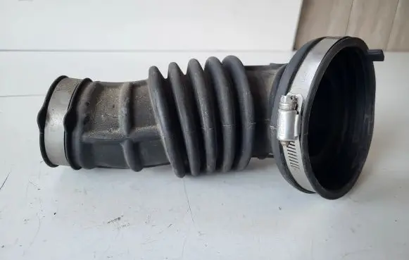 Opel Insignia B Intercooler hose/pipe 84120196