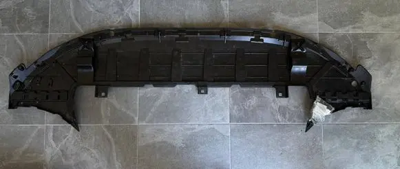 Volvo S60 Front bumper skid plate/under tray 32227198 BP3EA