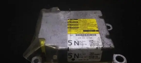 Toyota Auris 150 Airbag control unit/module 8917002110 89170-02110