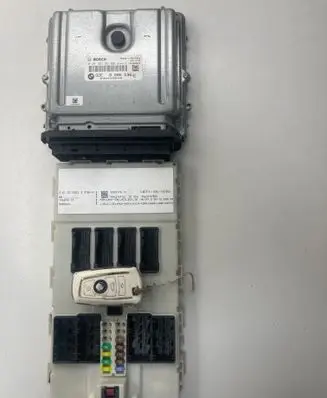 BMW 3 F30 F35 F31 Engine ECU kit and lock set 8586536 1039S80806 0281031951