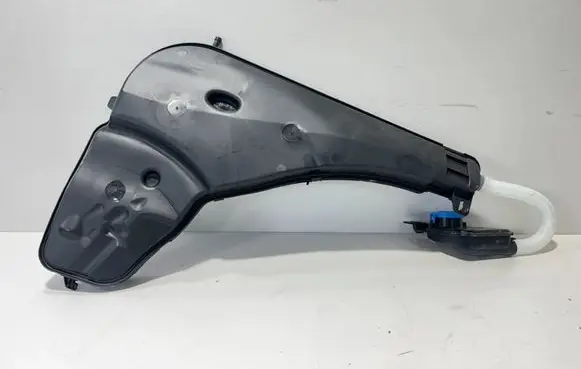 BMW X6 G06 Windshield washer fluid reservoir/tank 7499829 7932311