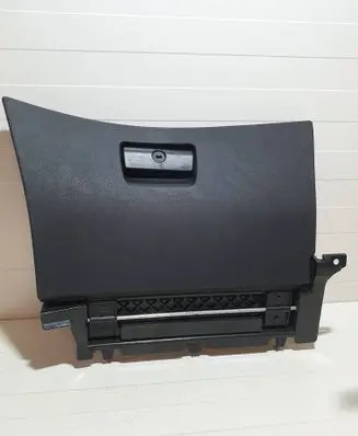 BMW 3 E46 Glove box 8203822