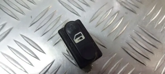 Nissan Qashqai Central locking motor 