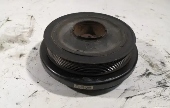 BMW X5 F15 Crankshaft pulley 851500203