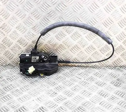 Chevrolet Camaro Front door lock 13503819