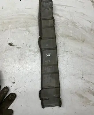 Subaru Forester SH Fender mounting bracket
