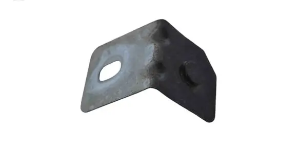 Fender mounting bracket