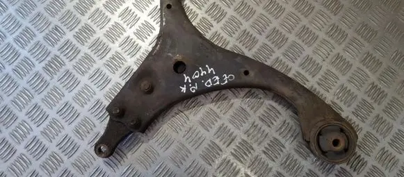 KIA Ceed Front lower control arm/wishbone