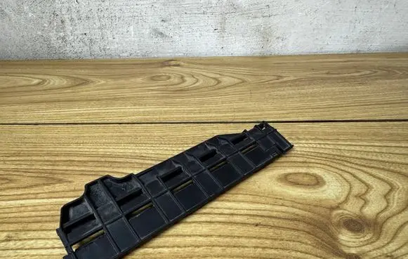 Volkswagen Golf VI Fuse box cover 01418962