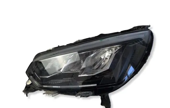 Peugeot 2008 II Headlight/headlamp 9855524780