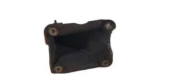 Volkswagen PASSAT B4 Engine mounting bracket