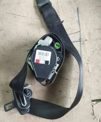 Ford C-MAX II Front seatbelt 615874900 006000