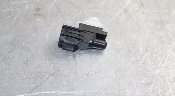 Toyota Auris E180 Outside/exterior temperature sensor 0775005191