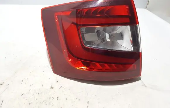 Skoda Octavia Mk3 (5E) Rear/tail lights 5E9945711