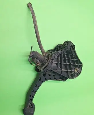 Volkswagen Golf V Clutch pedal 1K1721059BB 29062004 28092004
