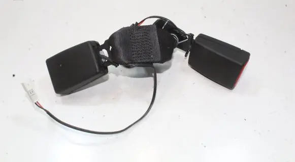 BMW iX3 G08 Middle seatbelt buckle (rear) 5A44F66 5A44F6601