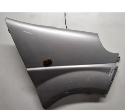 Opel Vivaro Fender