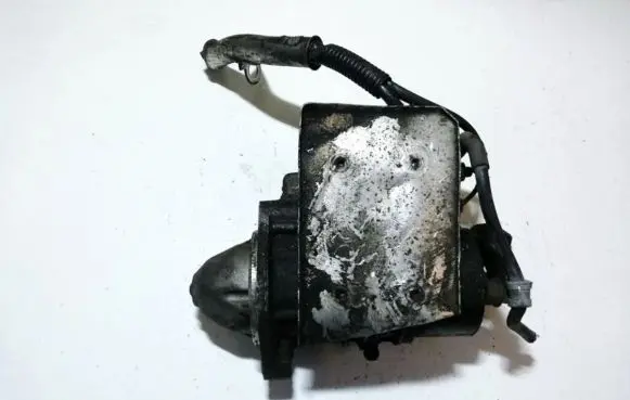 Volkswagen PASSAT B5 Starter motor 1005821933