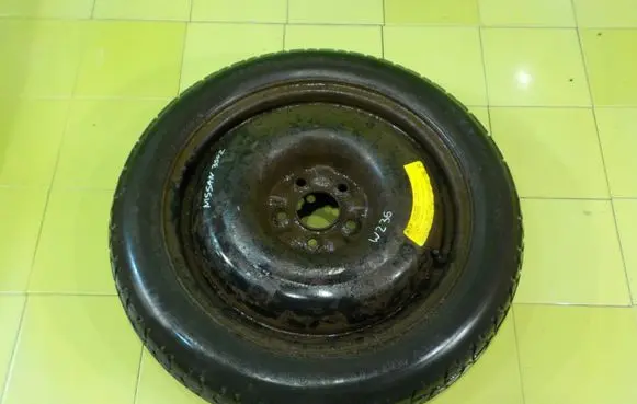 Nissan 350Z R17 spare wheel 