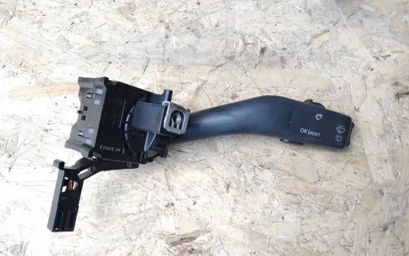 Skoda Octavia Mk2 (1Z) Wiper control stalk 1K0953519A 01203506 20350670996776