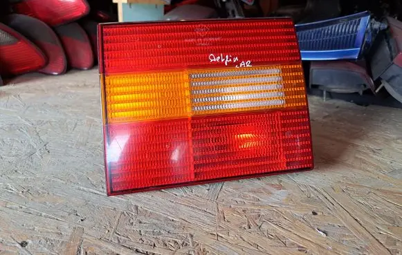 Volkswagen PASSAT B4 Tailgate rear/tail lights 3A9945107
